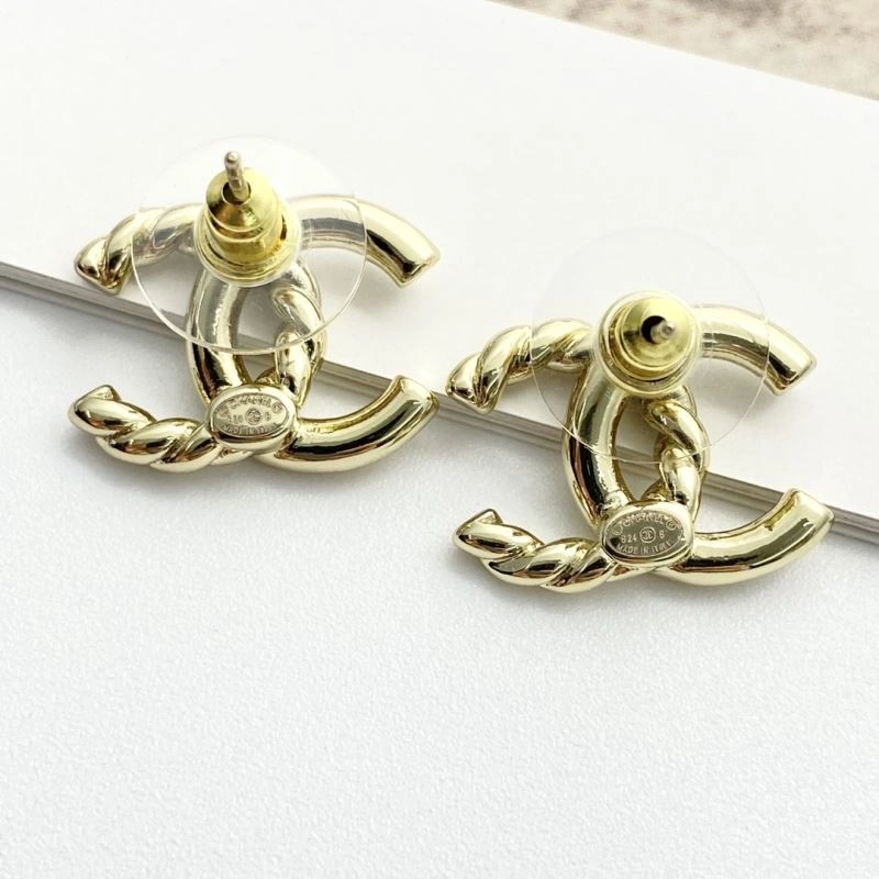 Chanel Earrings Comfortable 227726