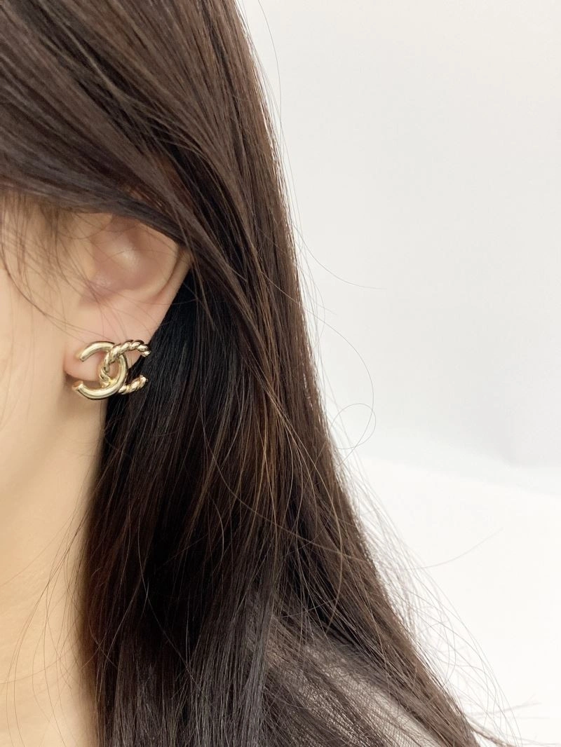 Chanel Earrings Comfortable 227726