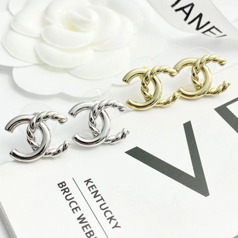 Chanel Earrings Comfortable 227726