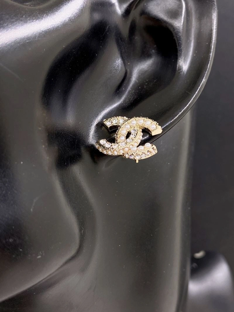 Chanel Earrings Compact 227681