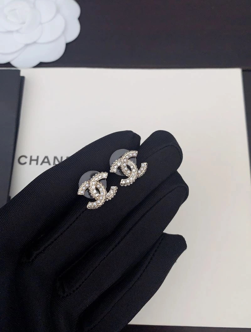 Chanel Earrings Compact 227681