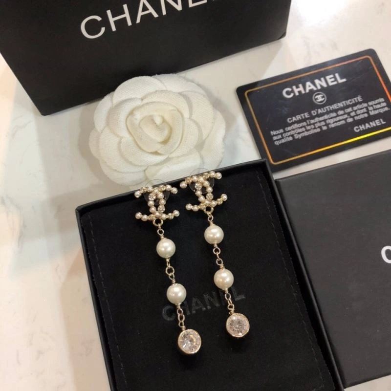 Reliable Chanel Earrings 227680
