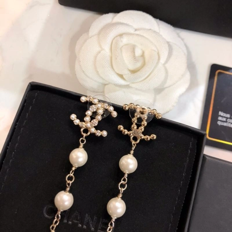 Reliable Chanel Earrings 227680