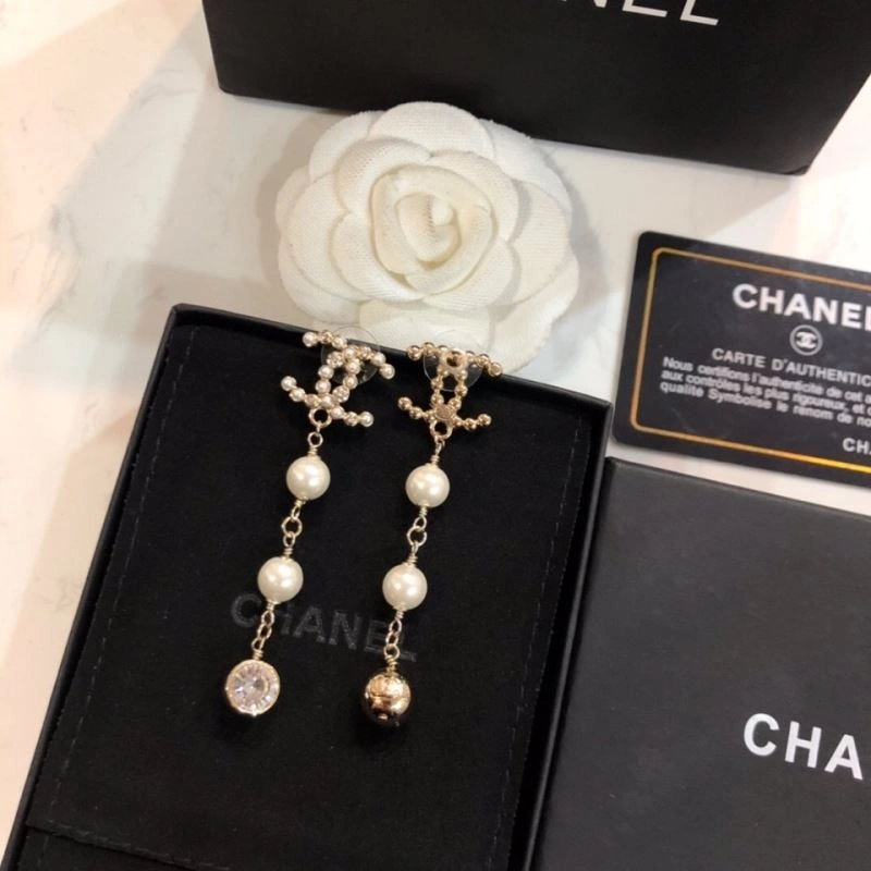 Reliable Chanel Earrings 227680