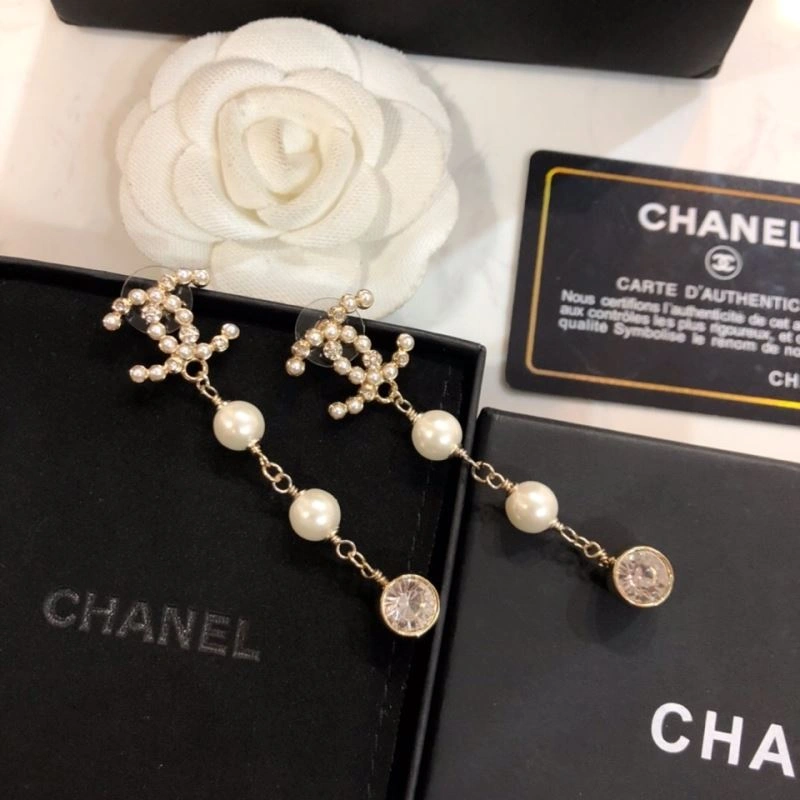 Reliable Chanel Earrings 227680