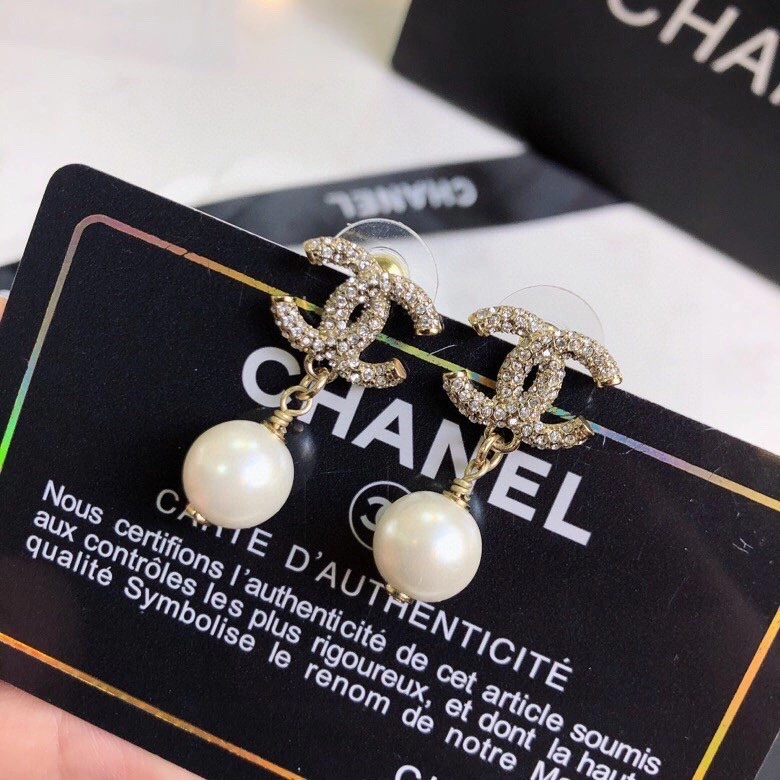 Chanel Earrings Durable 227822