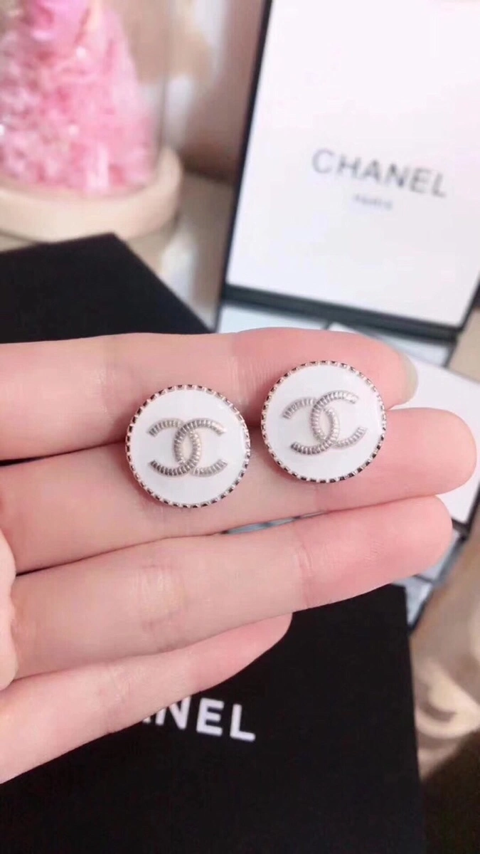 Snug Chanel Earrings 227684