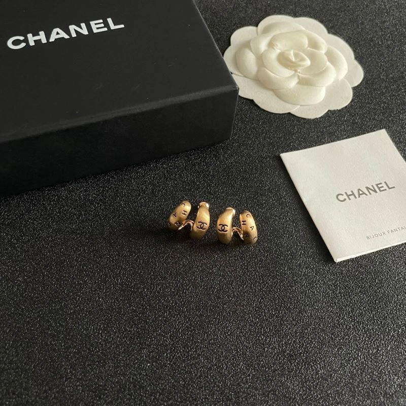 Chanel Earrings SmoothTexture 227690