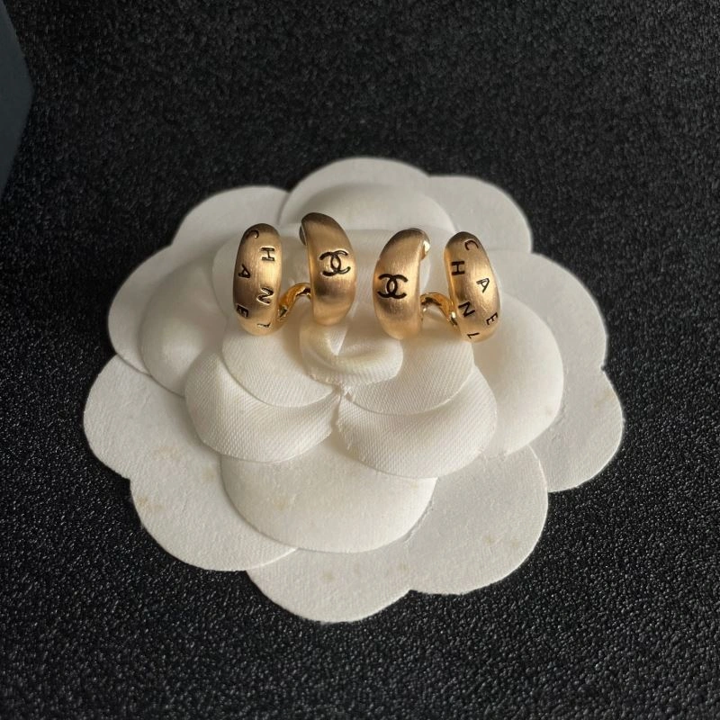 Chanel Earrings SmoothTexture 227690