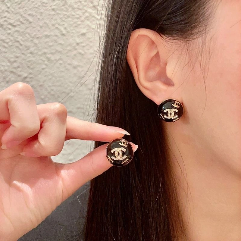 HighPerformance Chanel Earrings 227668