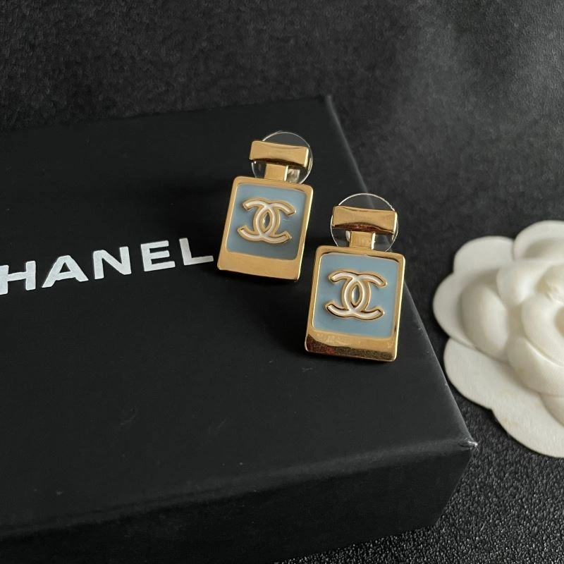 Breathable Chanel Earrings 227689