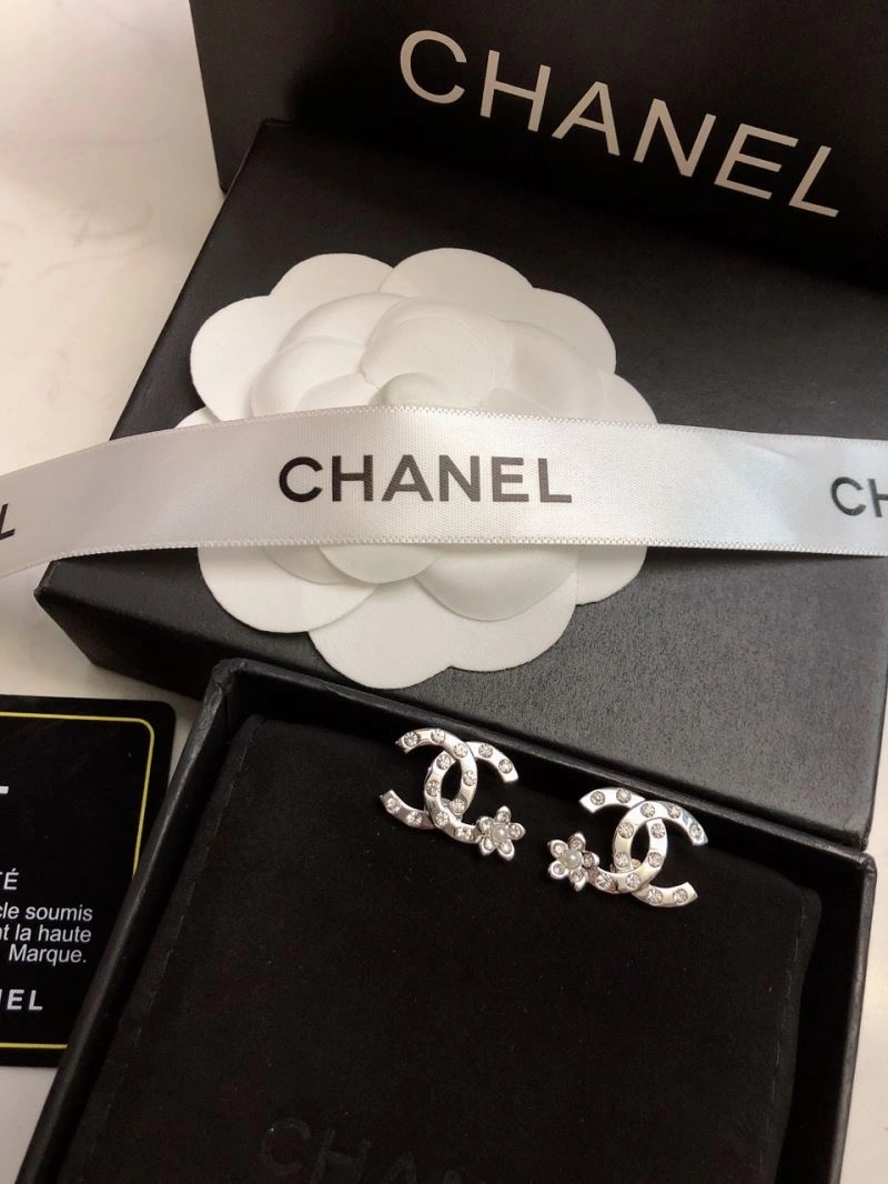 Chanel Earrings Modern 227651