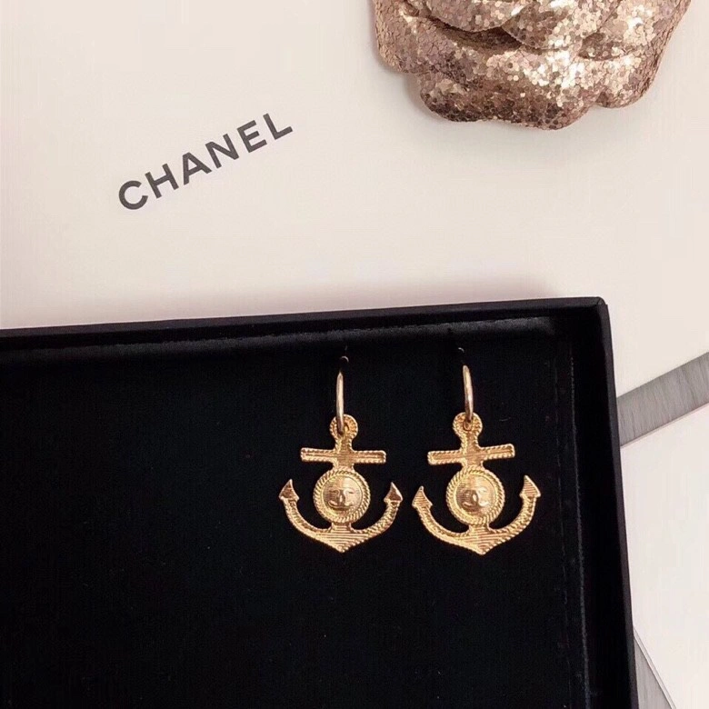 Chanel Earrings MoistureWicking 227646