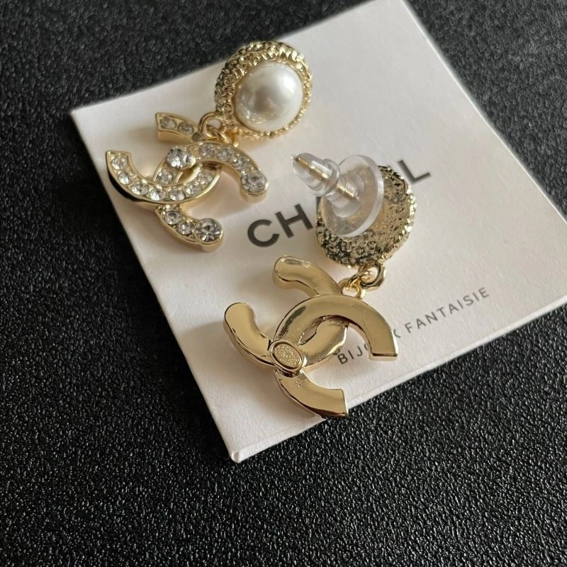 Sporty Chanel Earrings 227630