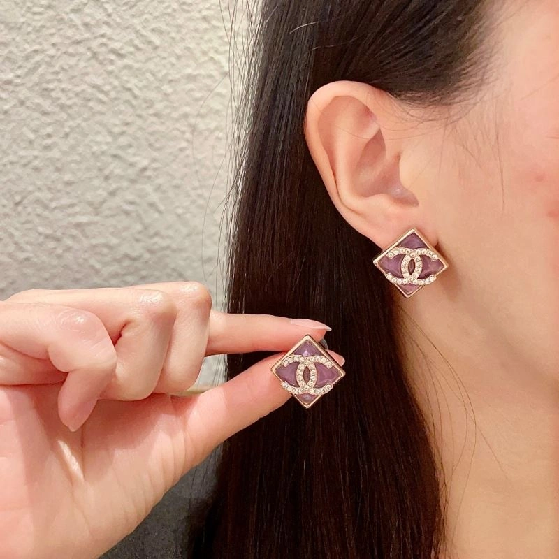 Chanel Earrings Lightweight 227625