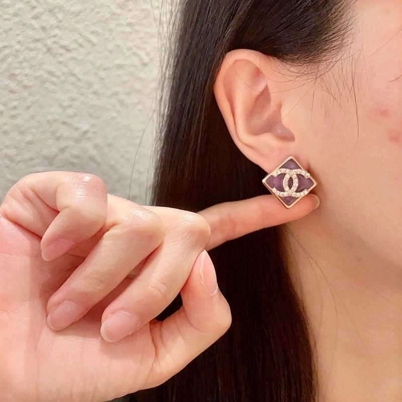 Chanel Earrings Lightweight 227625