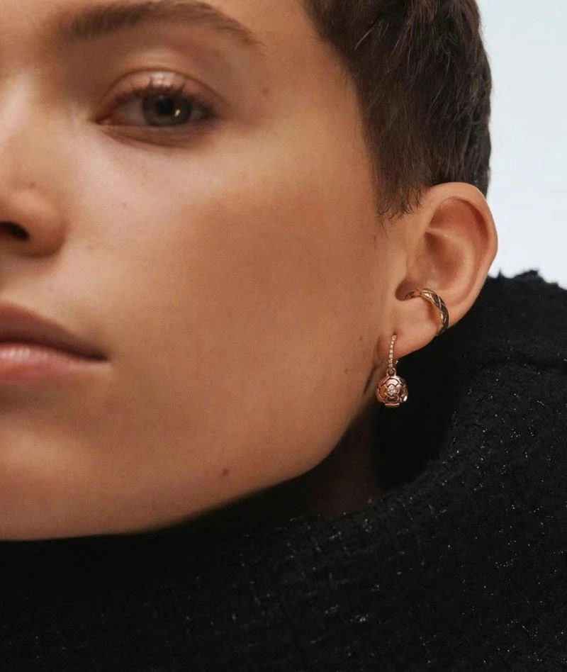 Chanel Earrings Supportive 227604