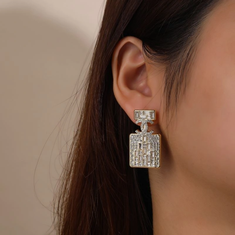 Chanel Earrings Snug 227638