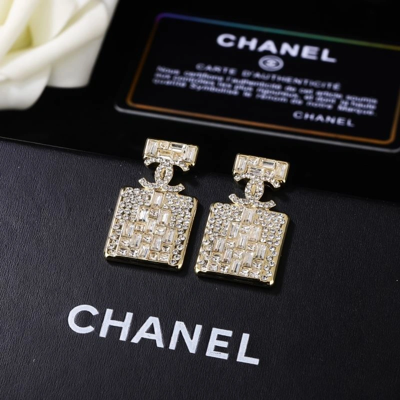 Chanel Earrings Snug 227638