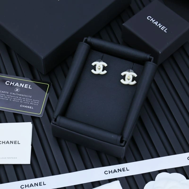 Breathable Chanel Earrings 227600