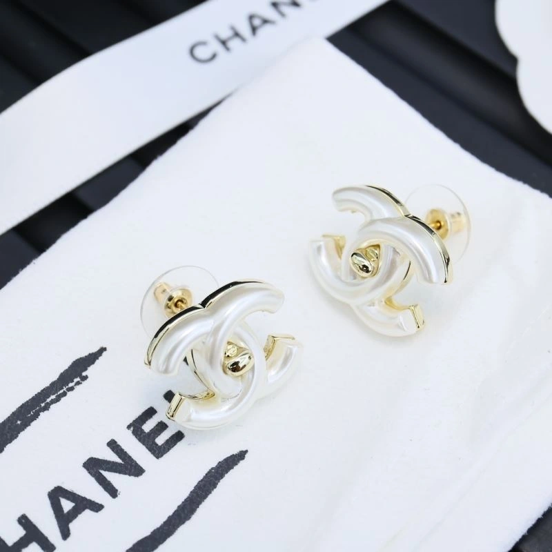 Breathable Chanel Earrings 227600