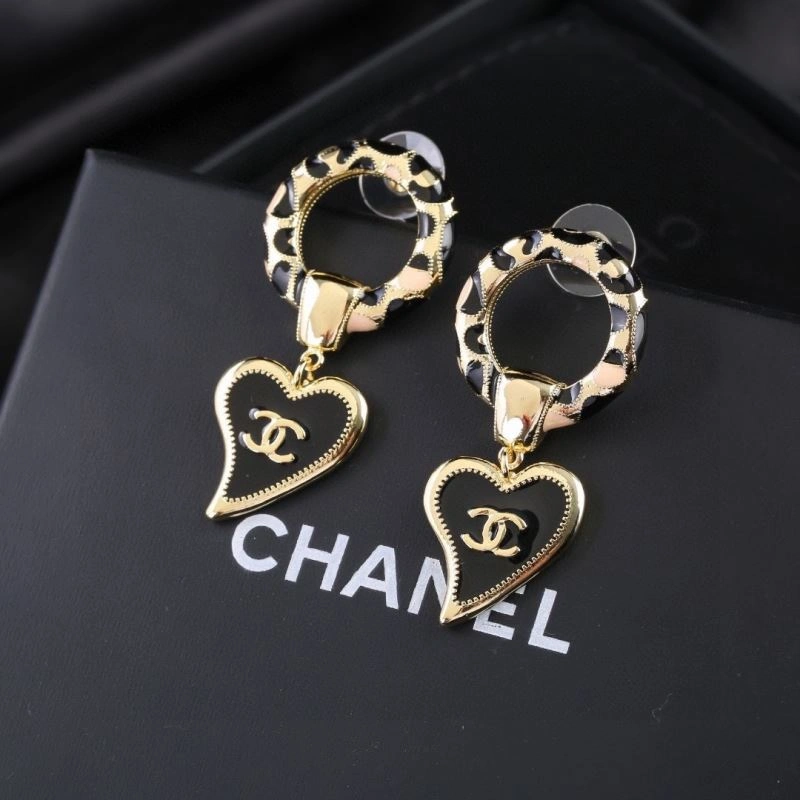 Chanel Earrings Comfortable 227642