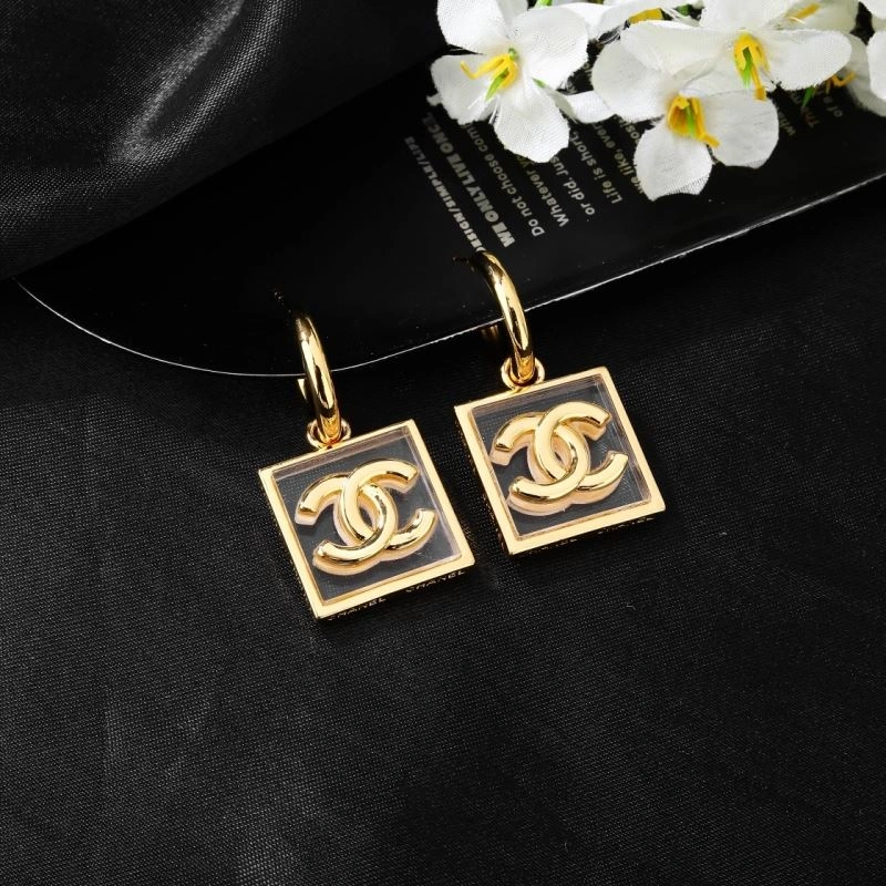 Chanel Earrings Minimalist 227582