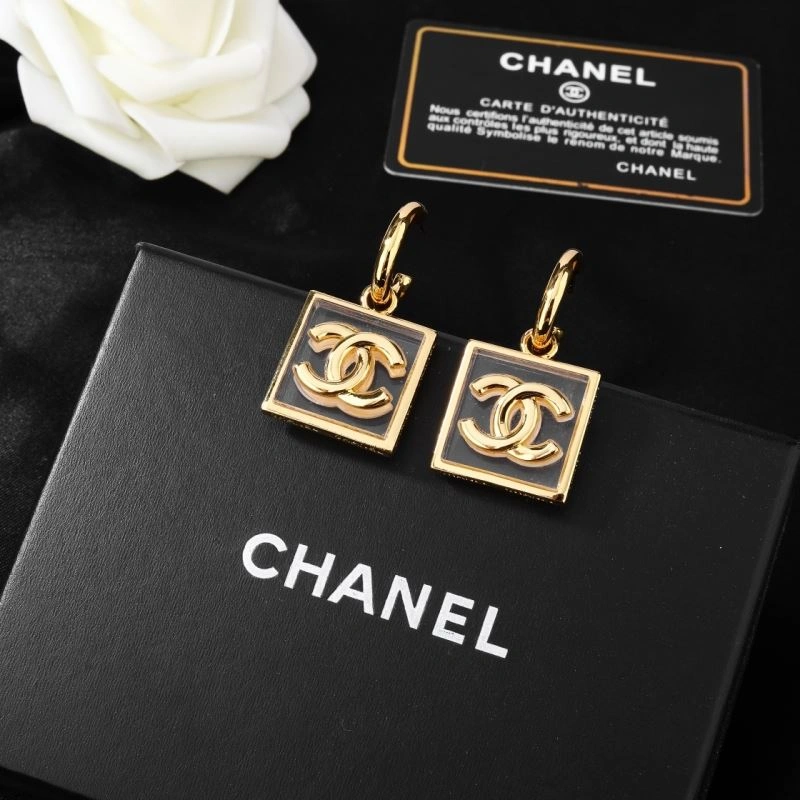 Chanel Earrings Minimalist 227582