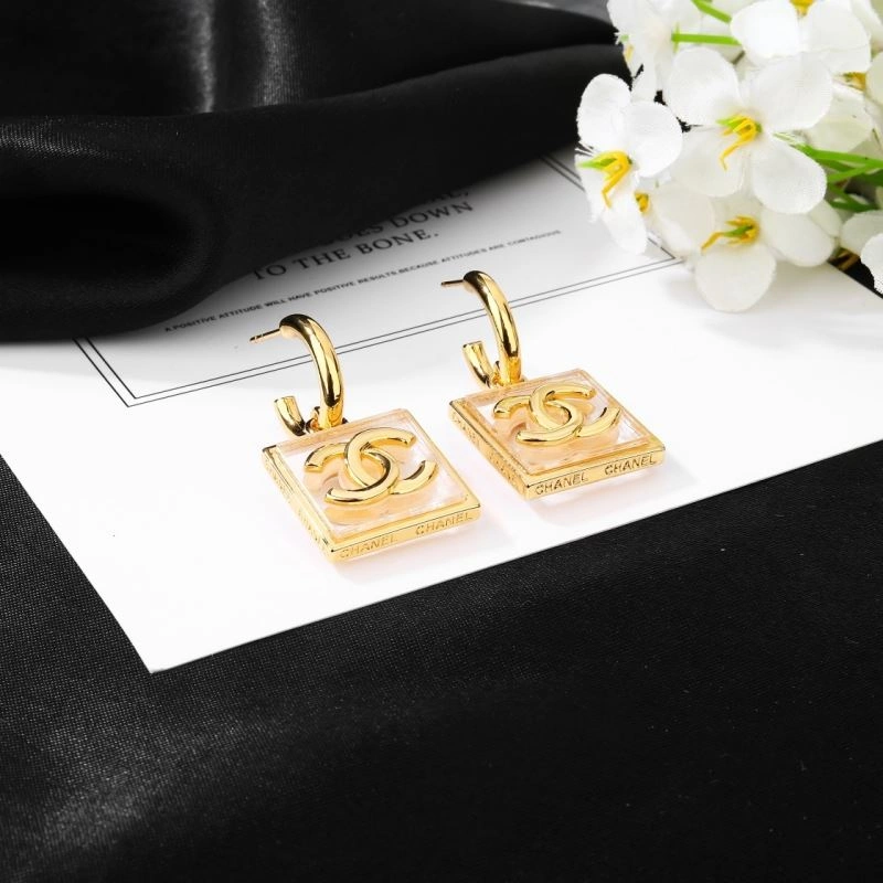 Chanel Earrings Minimalist 227582