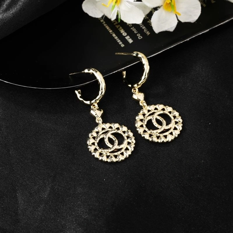 Reliable Chanel Earrings 227569
