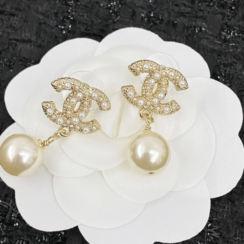 WrinkleFree Chanel Earrings 227561
