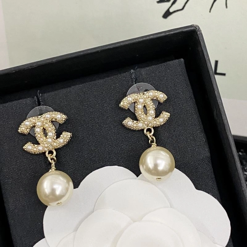 WrinkleFree Chanel Earrings 227561