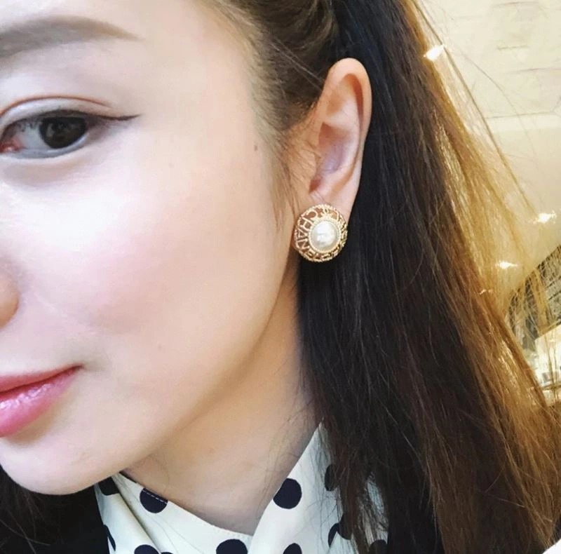 WrinkleFree Chanel Earrings 227555