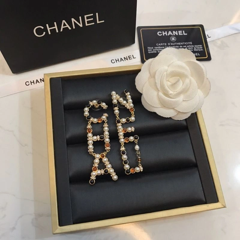 Chanel Earrings Lightweight 227536