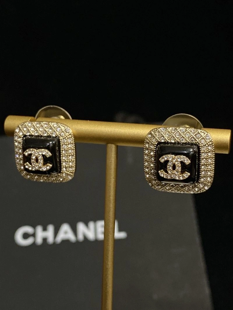 Chanel Earrings Functional 227580