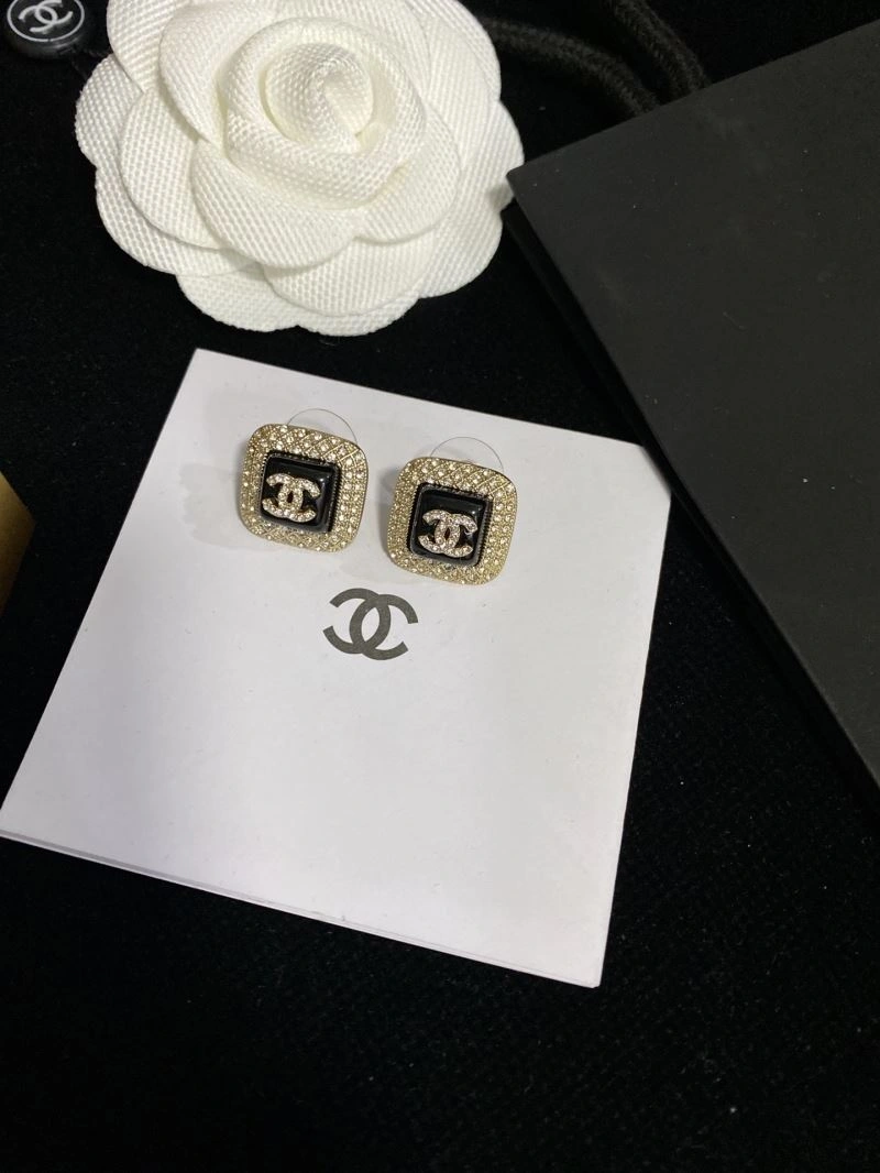 Chanel Earrings Functional 227580