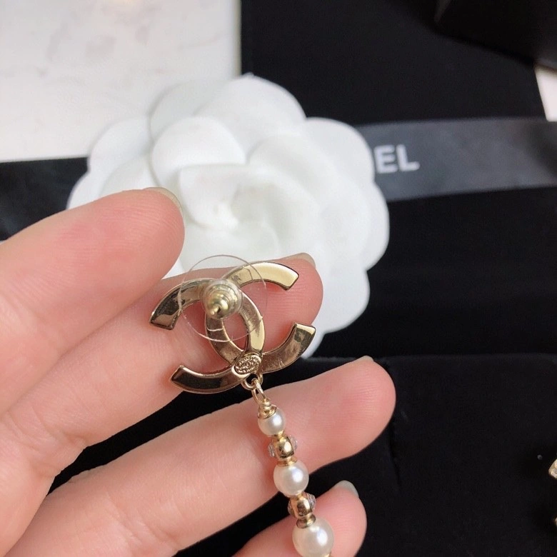 Chic Chanel Earrings 227538