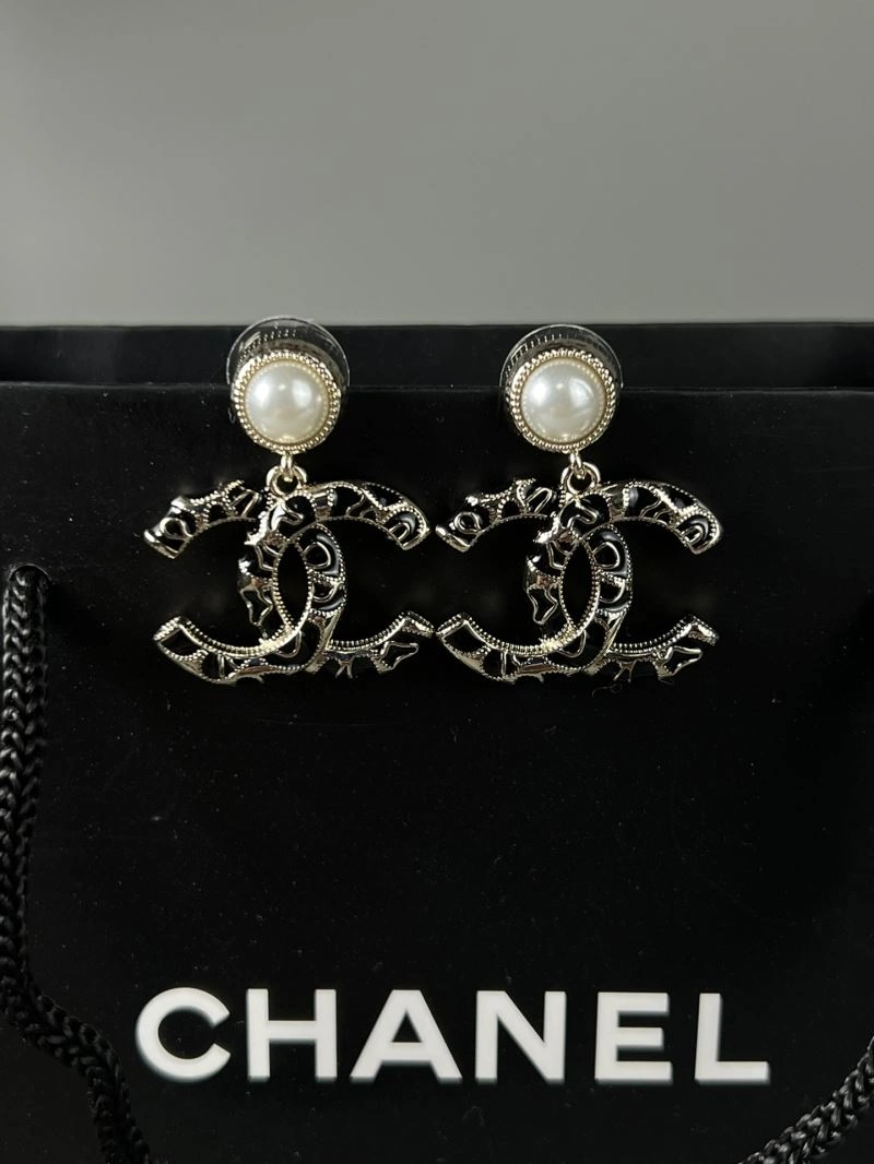 Trendsetting Chanel Earrings 227526