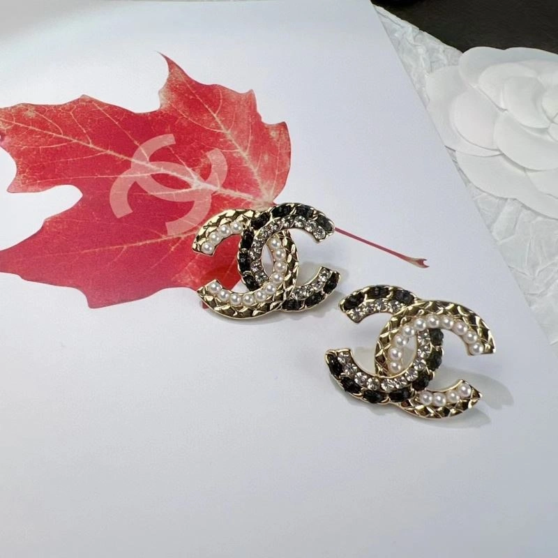 Chanel Earrings EyeCatching 227532