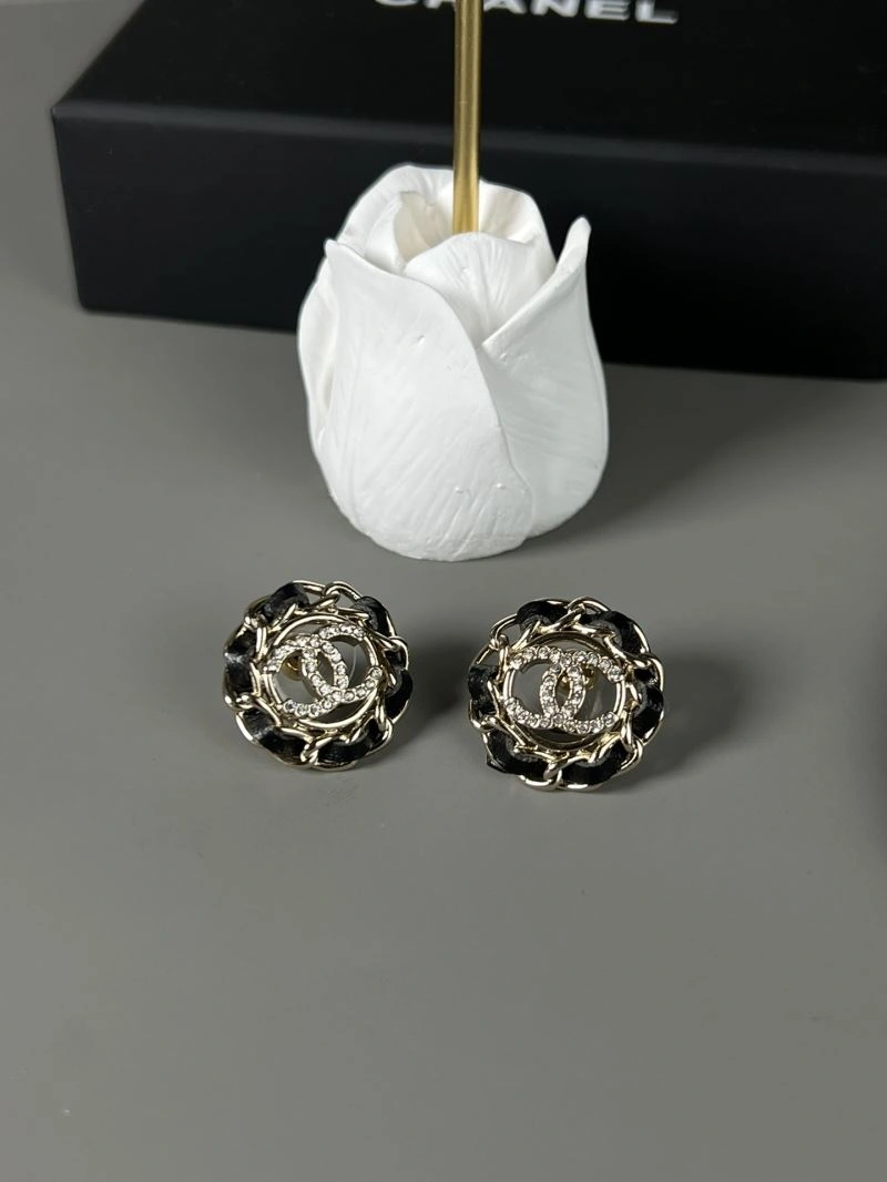 Chanel Earrings Packable 227571