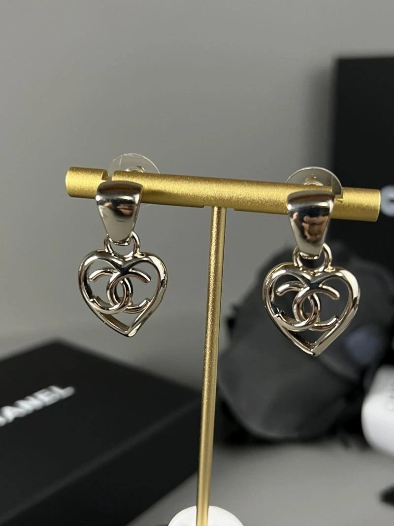 Chanel Earrings MoistureWicking 227568