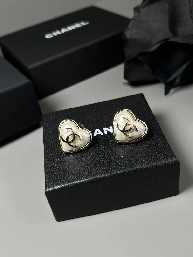 MoistureWicking Chanel Earrings 227520