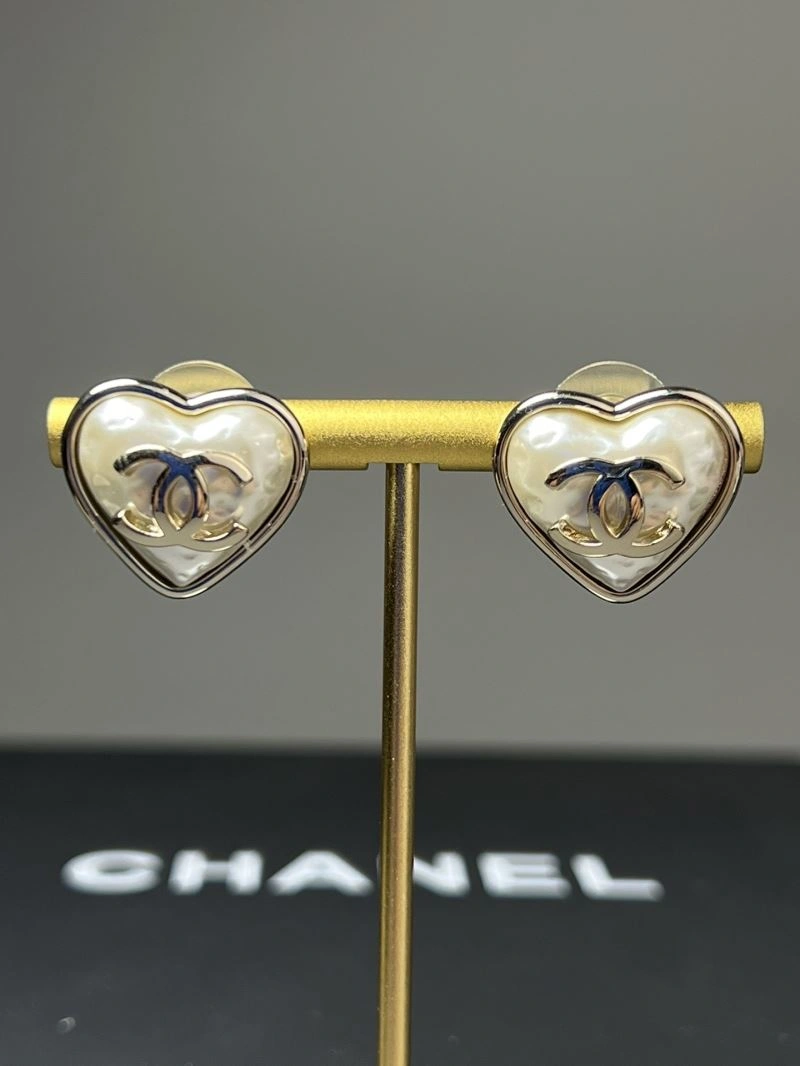 MoistureWicking Chanel Earrings 227520