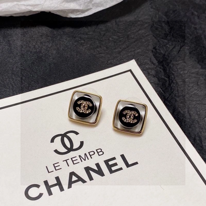 Chanel Earrings Resilient 227551