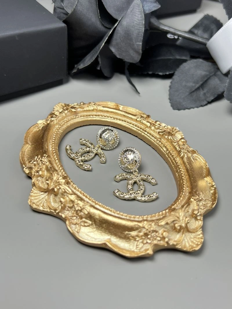 RelaxedFit Chanel Earrings 227510