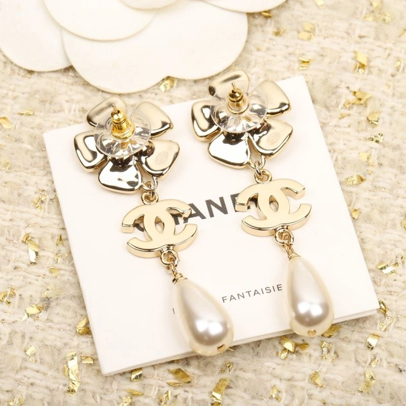 Chanel Earrings Trendsetting 227501