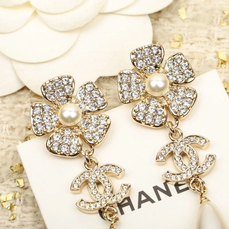 Chanel Earrings Trendsetting 227501
