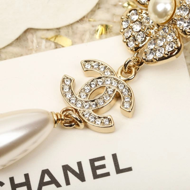 Chanel Earrings Trendsetting 227501