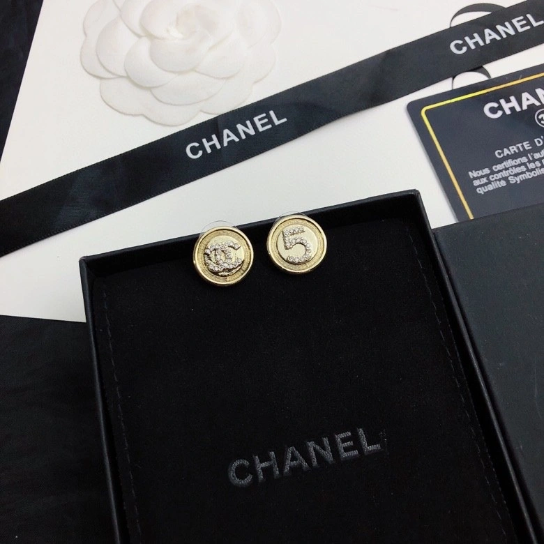 Elegant Chanel Earrings 227527