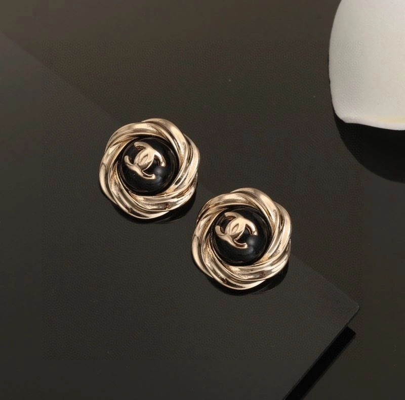 Chanel Earrings Comfortable 227511